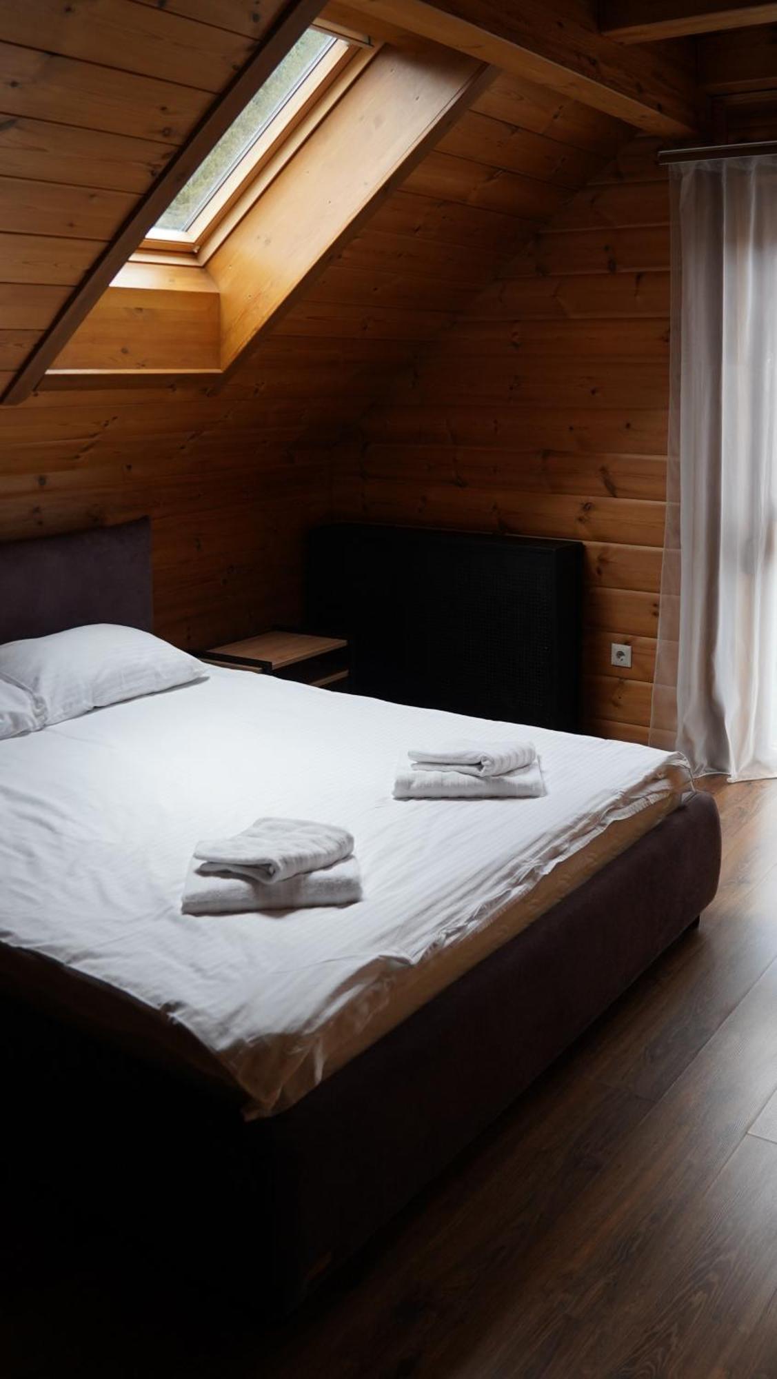 Berghaus Bukovel Villa Екстериор снимка